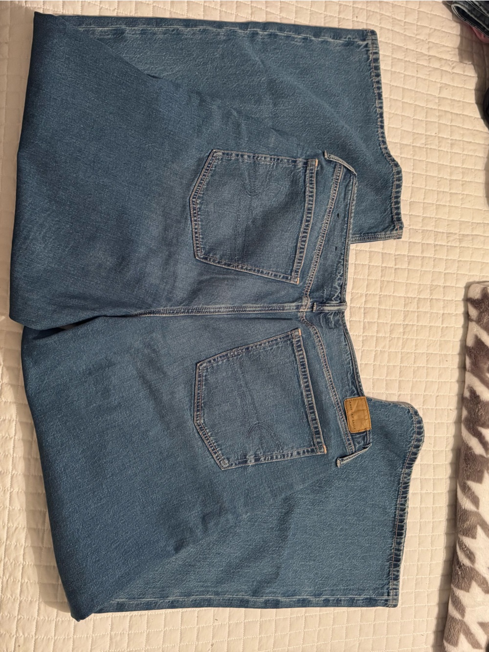 American Eagle Wide-Leg High-Rise Blue Jeans - Picture 5 of 5